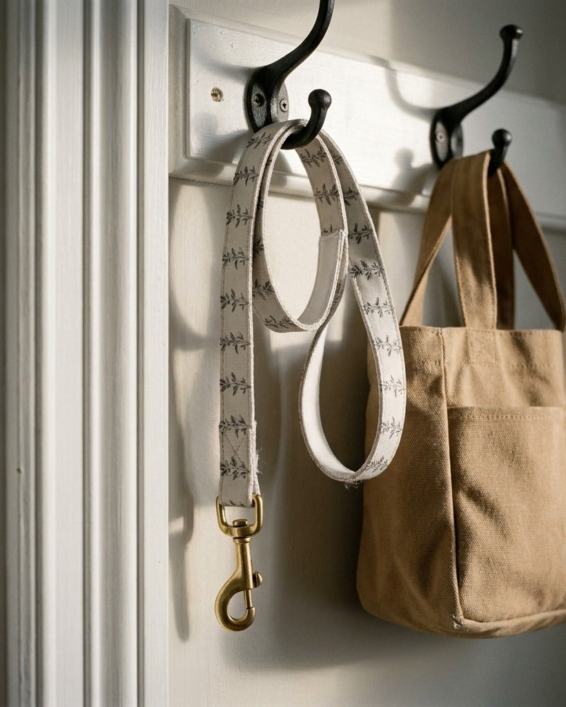 Creo Fleur Atelier — Dog Leash — Minimalist Herb Study