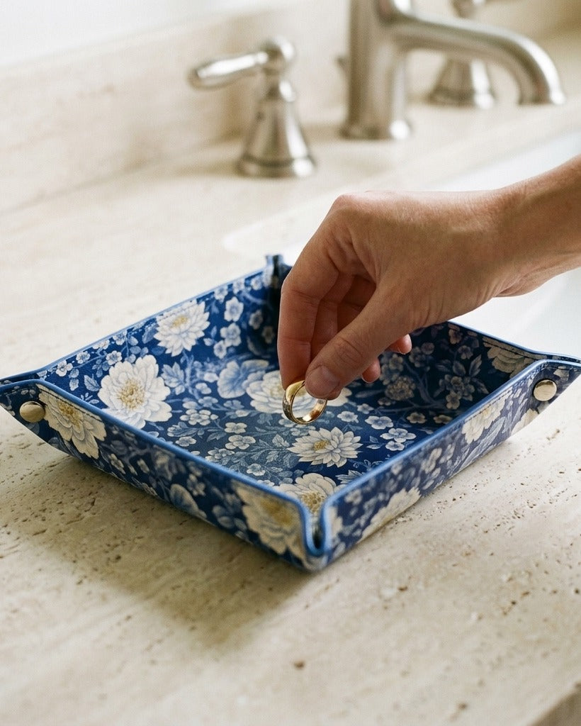 Creo Fleur Atelier — Trinket Tray — Delft Botanicals Bleu