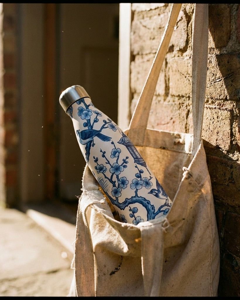 Creo Fleur Atelier — Water Bottle — Chinoiserie Blue White Motif