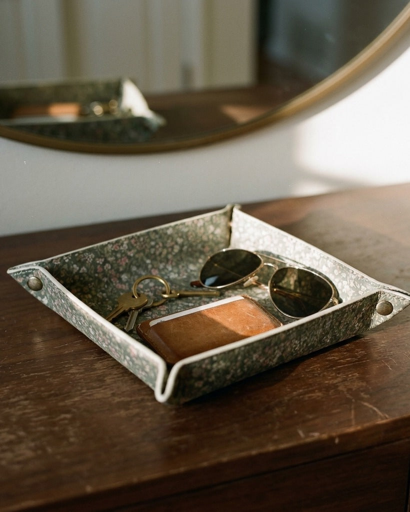 Creo Fleur Atelier — Trinket Tray — Modern Ditsy Botanical Muted