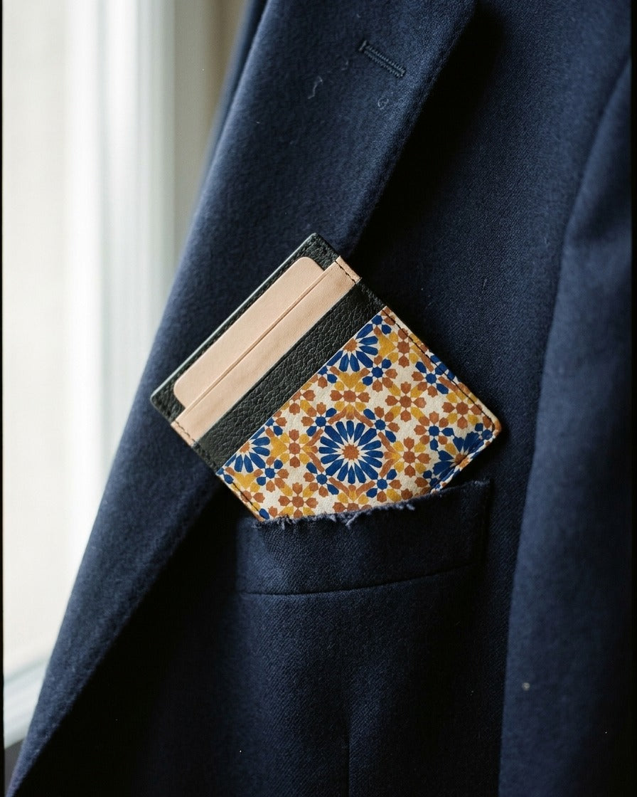 Carte Zellij Marrakech — reverse view of artisan card holder — Italian nappa leather with geometric design — Hoboken atelier