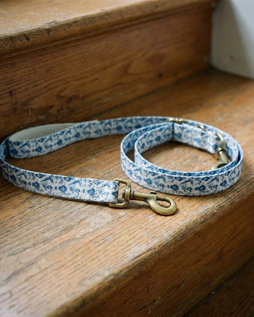 Creo Fleur Atelier — Dog Leash — Chinoiserie Blue White Weave