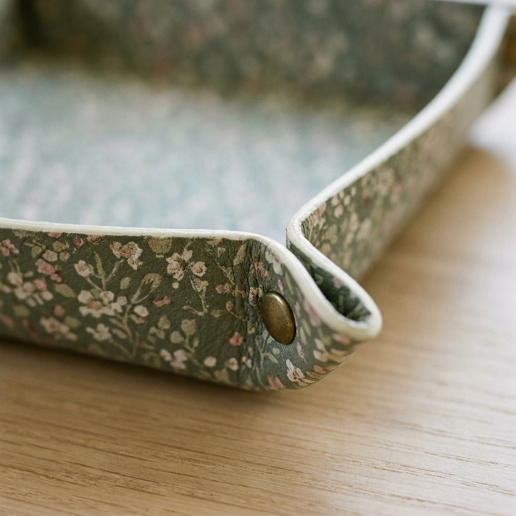 Creo Fleur Atelier — Trinket Tray — Modern Ditsy Botanical Muted