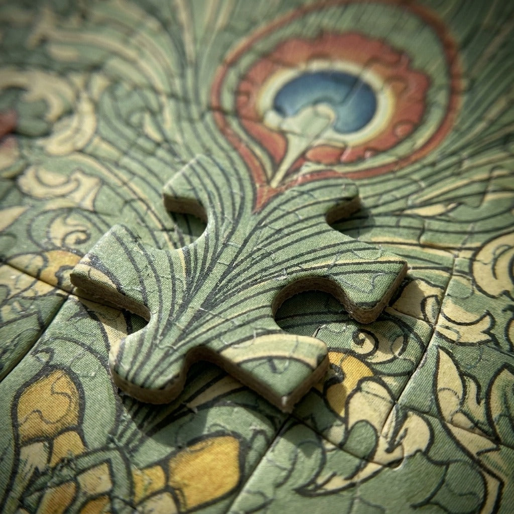 Creo Fleur Atelier — Jigsaw Puzzle — William Morris Peacock Feather