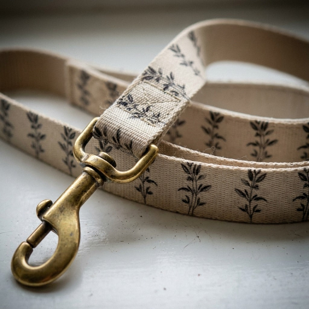 Creo Fleur Atelier — Dog Leash — Minimalist Herb Study