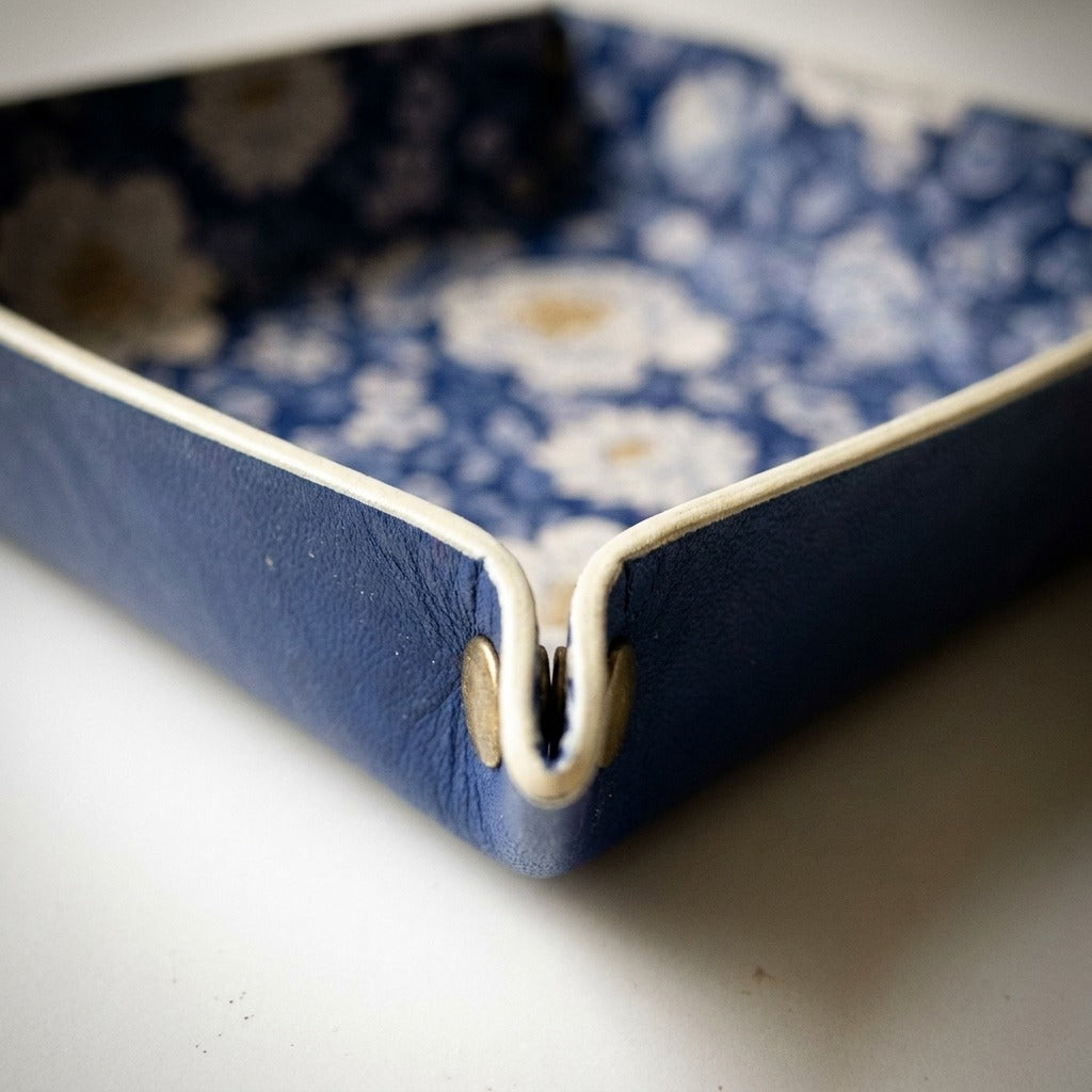 Creo Fleur Atelier — Trinket Tray — Delft Botanicals Bleu
