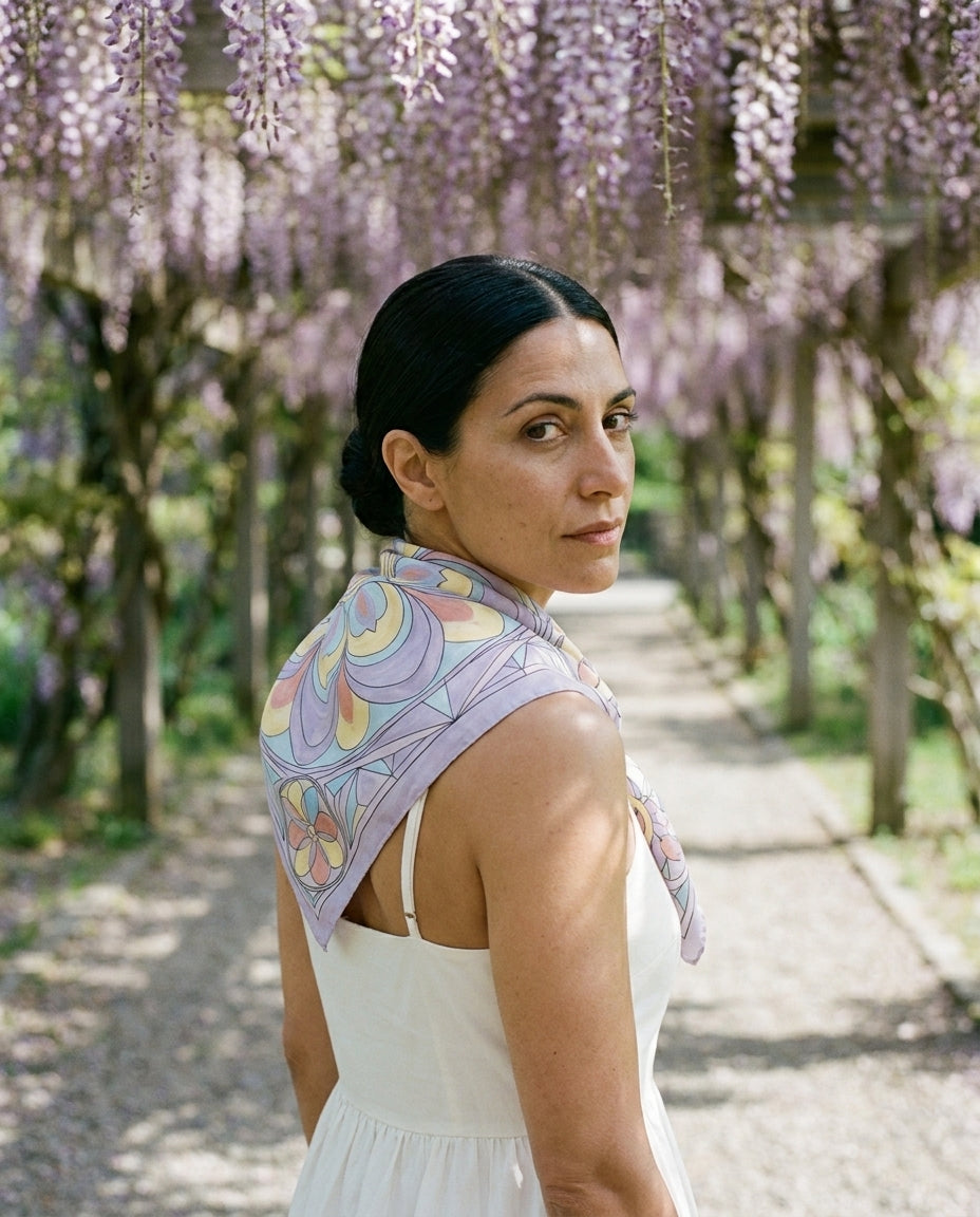 Carré Hilma Géométrie — macro detail of hand-rolled hem on white — lustrous silk charmeuse — Hoboken atelier
